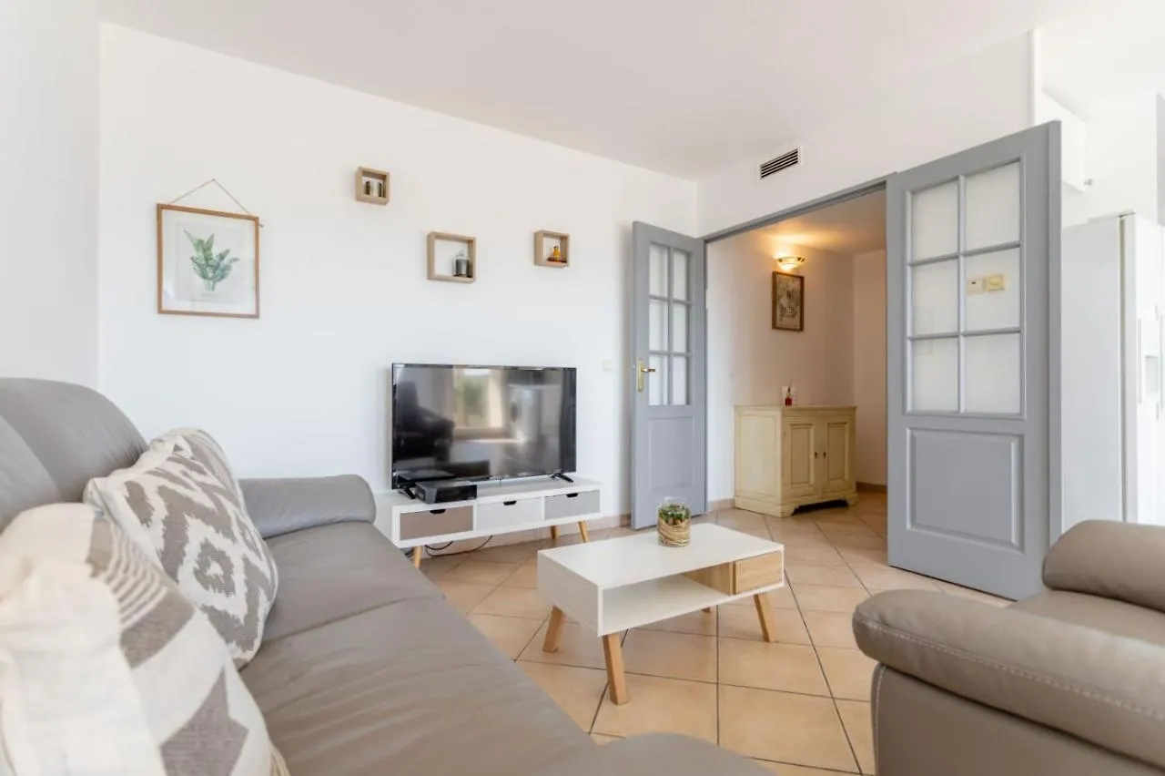 Appartement Standing Marseille 2 Chambres 6 Pers Clim Parking Jo 0*,  法国